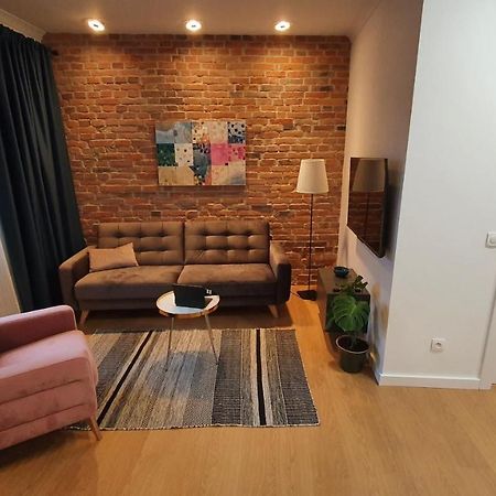 Apartamenty Sienkiewicza 8 เชอวีซ ภายนอก รูปภาพ